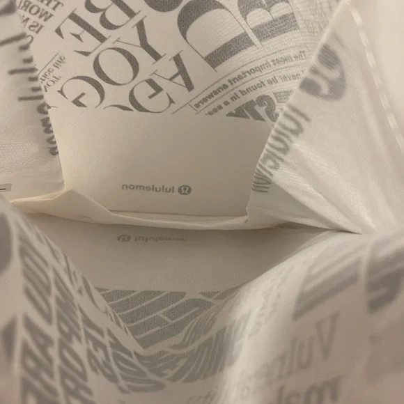 Lululemon Reusable tote - Picture 4 of 4